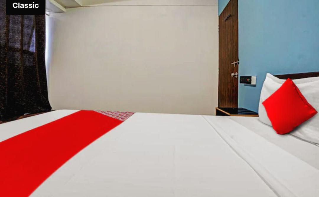 Hotel Welcome, Vip Road Vesu Сурат Экстерьер фото